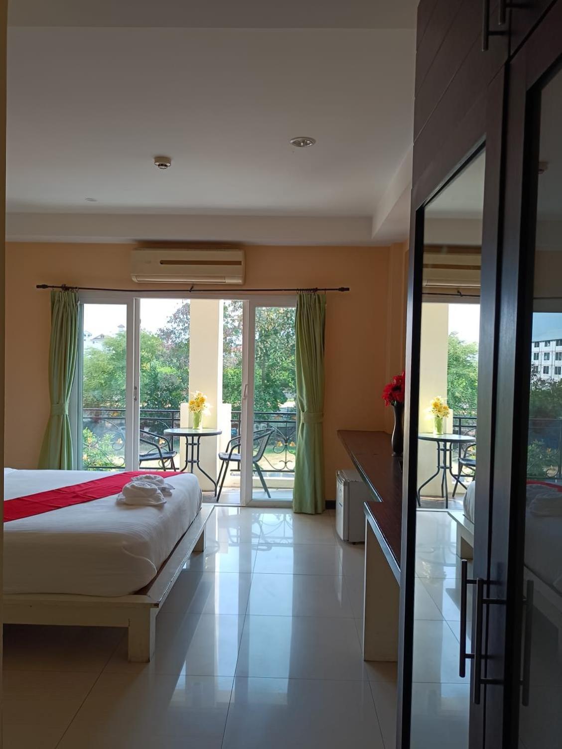 Aura Inn Rooms 파타야 외부 사진